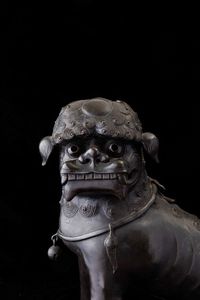 Grande incensiere a foggia di cane di Pho in bronzo, Cina, Dinastia Ming, XVII secolo  - Asta Fine chinese works of art - Associazione Nazionale - Case d'Asta italiane