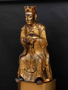 Importante figura di dignitario in legno laccato e dorato, Cina, Canton, Dinastia Qing, XVIII secolo  - Asta Fine chinese works of art - Associazione Nazionale - Case d'Asta italiane