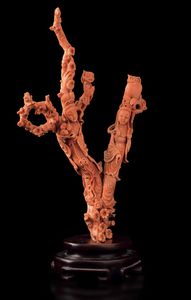 Ramo finemente scolpito in corallo raffigurante fanciulle con bambino, Cina, inizi XX secolo  - Asta Fine chinese works of art - Associazione Nazionale - Case d'Asta italiane