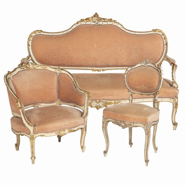 Salotto in legno laccato, dorato ed intagliato (11)  - Asta Da Importanti Collezioni Romane - Associazione Nazionale - Case d'Asta italiane