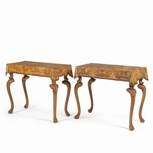 Coppia di tavoli parietali in legno di noce  - Asta Da Importanti Collezioni Romane - Associazione Nazionale - Case d'Asta italiane