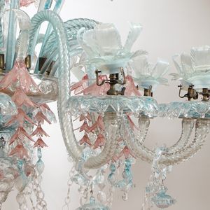 Grande lampadario a dodici luci in vetro di Murano  - Asta Da Importanti Collezioni Romane - Associazione Nazionale - Case d'Asta italiane