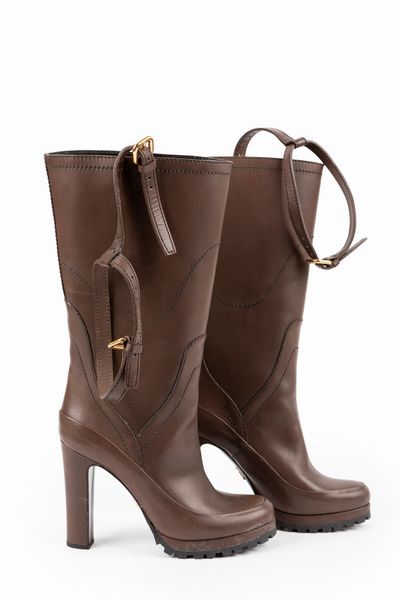 Prada : Stivale  - Asta Luxury Fashion - Associazione Nazionale - Case d'Asta italiane