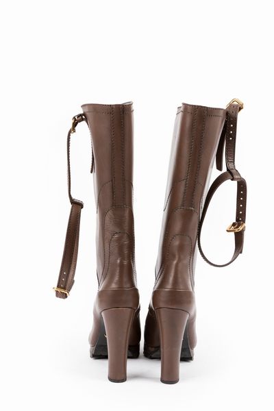 Prada : Stivale  - Asta Luxury Fashion - Associazione Nazionale - Case d'Asta italiane