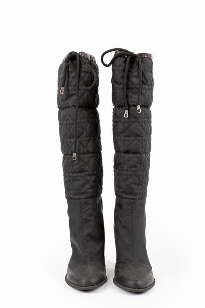 Stivali  - Asta Luxury Fashion - Associazione Nazionale - Case d'Asta italiane