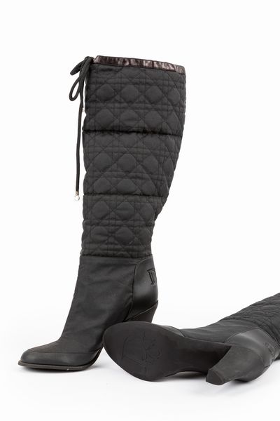 Stivali  - Asta Luxury Fashion - Associazione Nazionale - Case d'Asta italiane