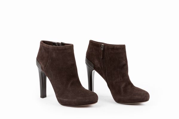 Fendi : Stivaletto alla caviglia  - Asta Luxury Fashion - Associazione Nazionale - Case d'Asta italiane