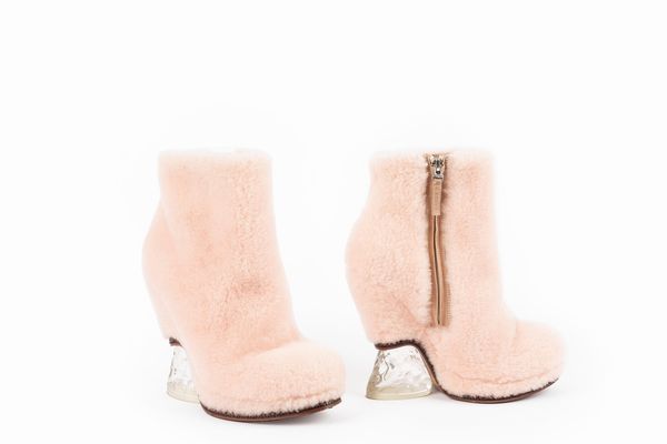 Fendi : Stivaletti alla caviglia  - Asta Luxury Fashion - Associazione Nazionale - Case d'Asta italiane