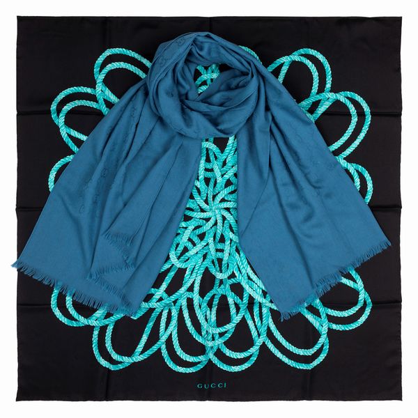 GUCCI : Lotto composto da un foulard e da una sciarpa  - Asta Luxury Fashion - Associazione Nazionale - Case d'Asta italiane