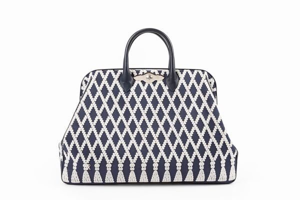 Roberta di Camerino : Borsa con doppi manici  - Asta Luxury Fashion - Associazione Nazionale - Case d'Asta italiane