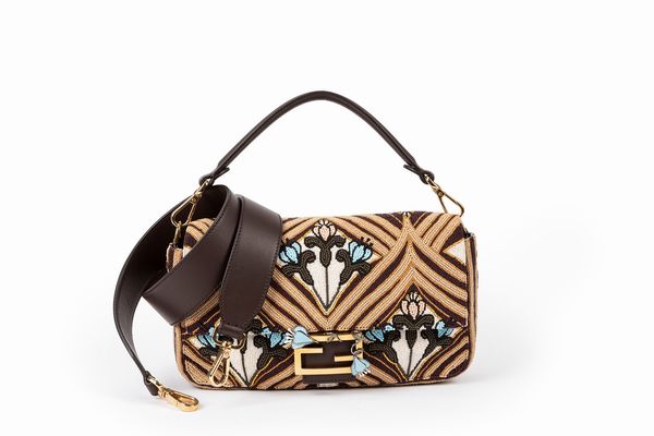 Fendi : Borsa Baguette  - Asta Luxury Fashion - Associazione Nazionale - Case d'Asta italiane