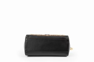 Fendi : Borsa Peekaboo  - Asta Luxury Fashion - Associazione Nazionale - Case d'Asta italiane