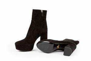 Prada : Stivaletti alla caviglia  - Asta Luxury Fashion - Associazione Nazionale - Case d'Asta italiane