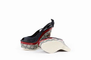 GUCCI : Sandalo  - Asta Luxury Fashion - Associazione Nazionale - Case d'Asta italiane