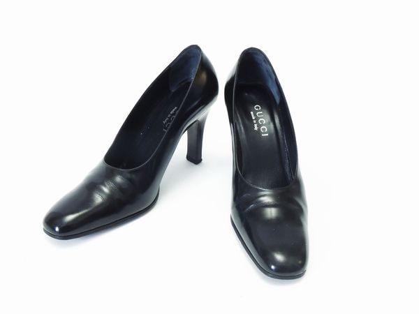 Paio di d�collet�, Gucci  - Asta Abiti e accessori vintage  - Associazione Nazionale - Case d'Asta italiane