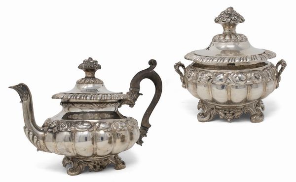 Teiera e zuccheriera in argento  - Asta L'Arte della Tavola - Associazione Nazionale - Case d'Asta italiane