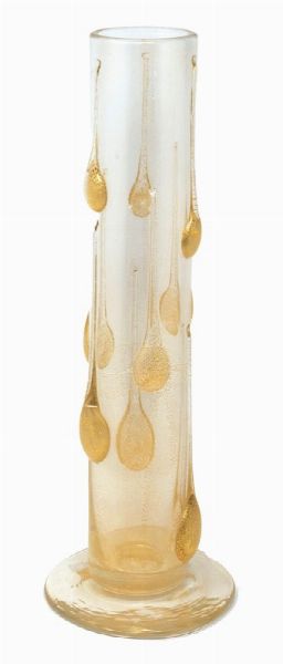 Cleto Munari alto vaso in vetro ambra con inclusioni a caldo in oro  - Asta L'Arte della Tavola - Associazione Nazionale - Case d'Asta italiane