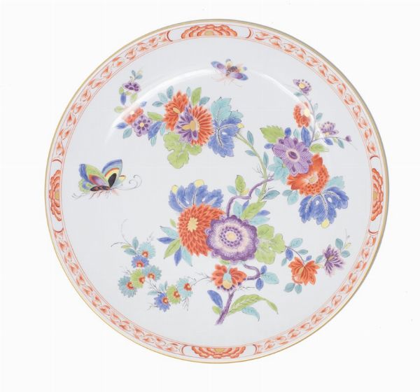 Meissen grande piatto in porcellana policroma  - Asta L'Arte della Tavola - Associazione Nazionale - Case d'Asta italiane