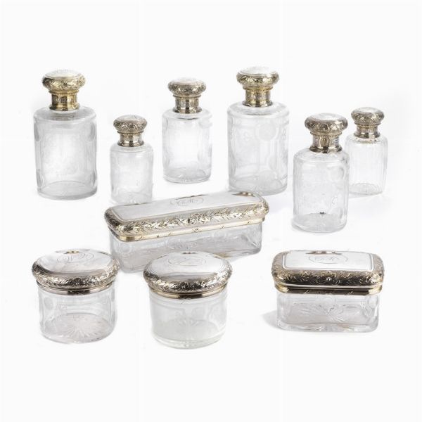 SERVITO DA TOILETTE, PARIGI, FINE SECOLO XIX, ARGENTIER BOIN -TABURET  - Asta Argenti italiani ed europei - Associazione Nazionale - Case d'Asta italiane