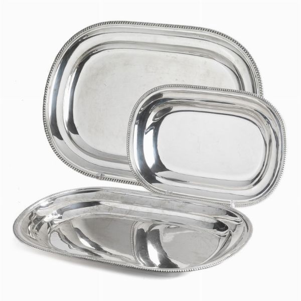 DODICI VASSOI, MILANO, SECOLO XX, ARGENTIERE MIRACOLI  - Asta Argenti italiani ed europei - Associazione Nazionale - Case d'Asta italiane