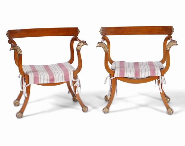 Coppia di poltrone, XIX secolo  - Asta Antiquariato Ottobre  - Associazione Nazionale - Case d'Asta italiane