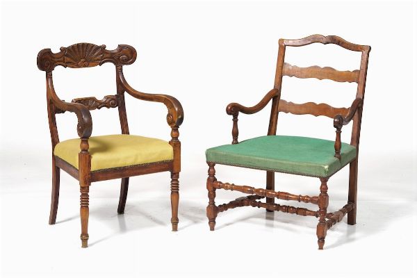Due poltrone diverse  - Asta Antiquariato Ottobre  - Associazione Nazionale - Case d'Asta italiane