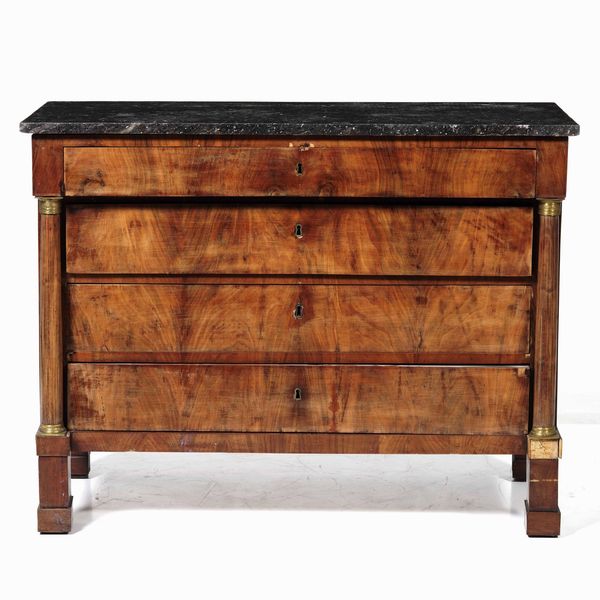 Cassettone Impero a quattro cassetti, XIX secolo  - Asta Antiquariato Ottobre  - Associazione Nazionale - Case d'Asta italiane