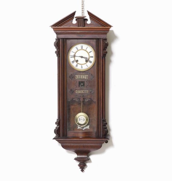 Lotto di due orologi da parete in legno, inizio XX secolo  - Asta Antiquariato Ottobre  - Associazione Nazionale - Case d'Asta italiane