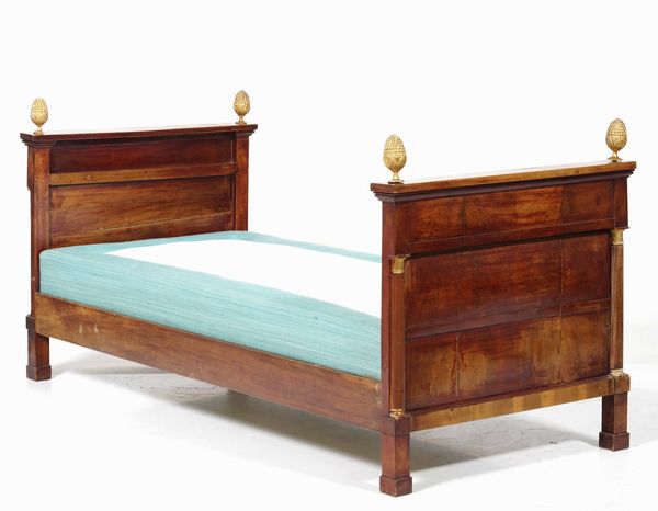 Letto Impero. XIX secolo  - Asta Antiquariato Ottobre  - Associazione Nazionale - Case d'Asta italiane