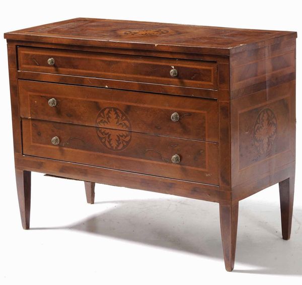 Cassettone in stile Luigi XVI lastronato ed intarsiato  - Asta Antiquariato Ottobre  - Associazione Nazionale - Case d'Asta italiane
