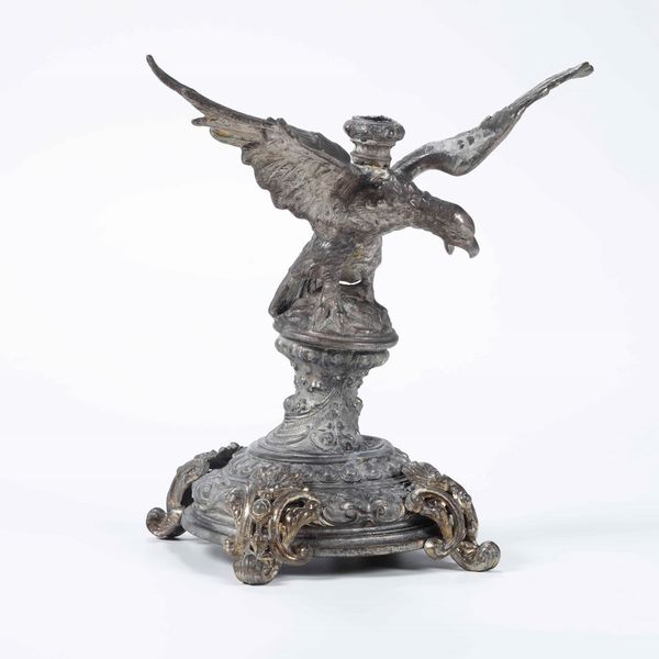 Candeliere a foggia di aquila in bronzo, XIX-XX secolo  - Asta Antiquariato Ottobre  - Associazione Nazionale - Case d'Asta italiane