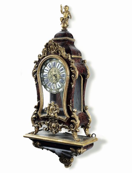 Pendola Cartel con mensola con cassa in legno dipinto, Francia XIX secolo  - Asta Antiquariato Ottobre  - Associazione Nazionale - Case d'Asta italiane