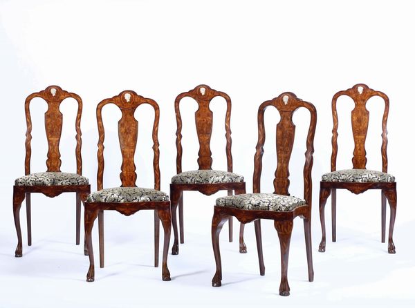 Insieme di cinque sedie. Olanda, XIX-XX secolo  - Asta Antiquariato Ottobre  - Associazione Nazionale - Case d'Asta italiane