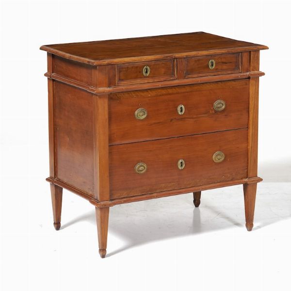 Comoncino in legno, XIX-XX secolo  - Asta Antiquariato Ottobre  - Associazione Nazionale - Case d'Asta italiane