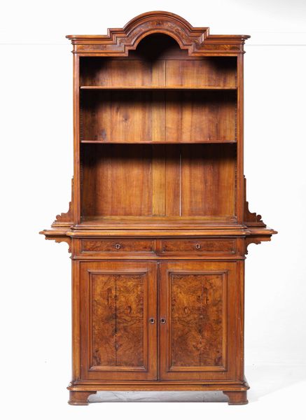 Coppia di librerie lastronate in noce e radica. XIX secolo  - Asta Antiquariato Ottobre  - Associazione Nazionale - Case d'Asta italiane