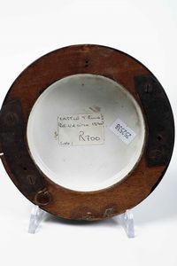 Coppia di tondi in porcellana, XX secolo  - Asta Antiquariato Ottobre  - Associazione Nazionale - Case d'Asta italiane