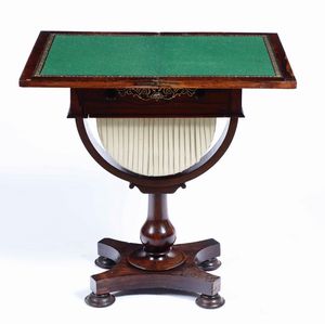Tavolino da lavoro. XIX secolo  - Asta Antiquariato Ottobre  - Associazione Nazionale - Case d'Asta italiane