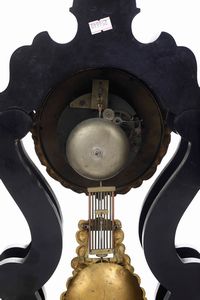 Pendola a portico. XX secolo  - Asta Antiquariato Ottobre  - Associazione Nazionale - Case d'Asta italiane