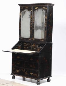 Trumeau in legno ebanizzato e laccato a cineserie, Venezia XVIII secolo  - Asta Antiquariato Ottobre  - Associazione Nazionale - Case d'Asta italiane