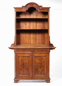 Coppia di librerie lastronate in noce e radica. XIX secolo  - Asta Antiquariato Ottobre  - Associazione Nazionale - Case d'Asta italiane