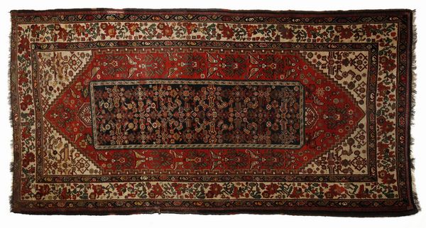 KURDISTAN : Tappeto a decori geometrici, inizi del XX secolo  - Asta Asta 379 | ARTE ANTICA E DEL XIX SECOLO - Dipinti antichi e antiquariato  Online - Associazione Nazionale - Case d'Asta italiane