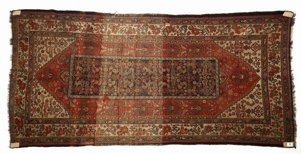 KURDISTAN : Tappeto a decori geometrici, inizi del XX secolo  - Asta Asta 379 | ARTE ANTICA E DEL XIX SECOLO - Dipinti antichi e antiquariato  Online - Associazione Nazionale - Case d'Asta italiane