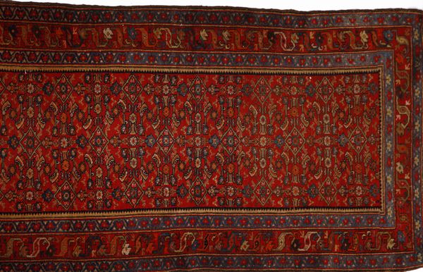 MALAYER PERSIA : Passatoia Malayer  - Asta Asta 379 | ARTE ANTICA E DEL XIX SECOLO - Dipinti antichi e antiquariato  Online - Associazione Nazionale - Case d'Asta italiane