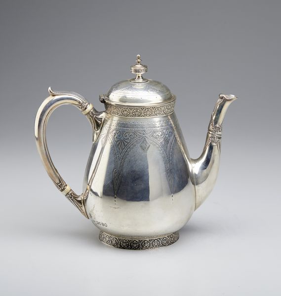 ARGENTIERE INGLESE DEL XIX SECOLO : Caffettiera in argento cesellato con corpo piriforme  - Asta Asta 379 | ARTE ANTICA E DEL XIX SECOLO - Dipinti antichi e antiquariato  Online - Associazione Nazionale - Case d'Asta italiane