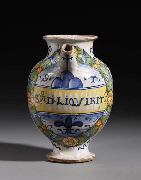 MANIFATTURA DI CASTELDURANTE DELLA SECONDA META' DEL XVI SECOLO : Orciolo in maiolica policroma di forma ovoidale, ansa a nastro e versatoio a tubetto, cartiglio apotecario, giglio e trimonzio entro ghirlanda  - Asta Asta 379 | ARTE ANTICA E DEL XIX SECOLO - Dipinti antichi e antiquariato  Online - Associazione Nazionale - Case d'Asta italiane