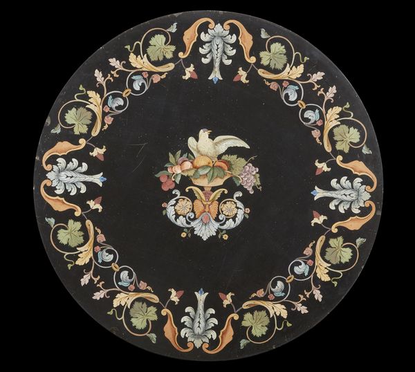 MANIFATTURA ITALIANA DEL XIX-XX SECOLO : Piano tondo in scagliola con decorazioni fitomorfe e a grottesche  - Asta Asta 379 | ARTE ANTICA E DEL XIX SECOLO - Dipinti antichi e antiquariato  Online - Associazione Nazionale - Case d'Asta italiane