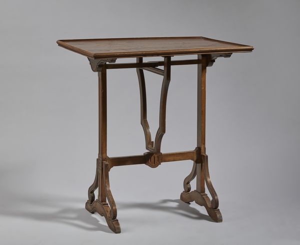 GALL : Tavolo inclinabile in legno, piano intarsiato a motivi vegetali  - Asta Asta 379 | ARTE ANTICA E DEL XIX SECOLO - Dipinti antichi e antiquariato  Online - Associazione Nazionale - Case d'Asta italiane