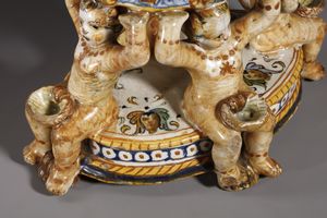 MANIFATTURA DEL XIX SECOLO : Specchiera a vassoio in legno intagliato e dorato  - Asta Asta 379 | ARTE ANTICA E DEL XIX SECOLO - Dipinti antichi e antiquariato  Online - Associazione Nazionale - Case d'Asta italiane