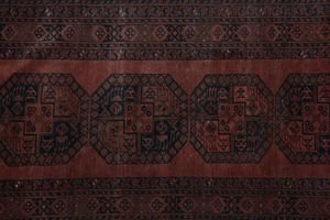 TAPPETO AFGANO : Tappeto a decorazione geometrica, inizio XX secolo  - Asta Asta 379 | ARTE ANTICA E DEL XIX SECOLO - Dipinti antichi e antiquariato  Online - Associazione Nazionale - Case d'Asta italiane