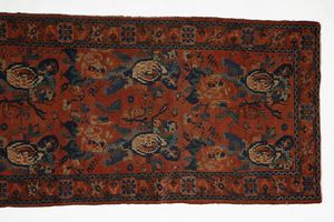 SENNE' : Tappeto passatoia Senn�, Persia  - Asta Asta 379 | ARTE ANTICA E DEL XIX SECOLO - Dipinti antichi e antiquariato  Online - Associazione Nazionale - Case d'Asta italiane